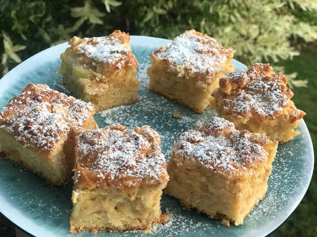 Habkönnyű almás pite